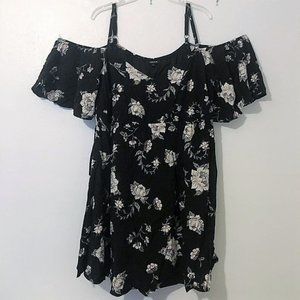 TORRID 3 Floral cold shoulder dress
